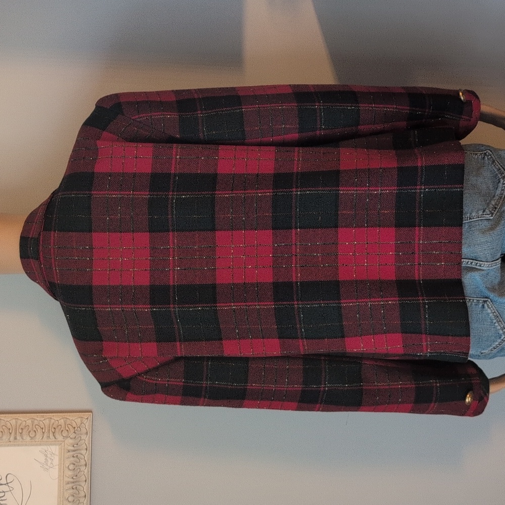 Vintage Red Plaid Tweed Jacket Gold Crest Buttons Peter Pan Collar Blazer - Picture 5 of 17